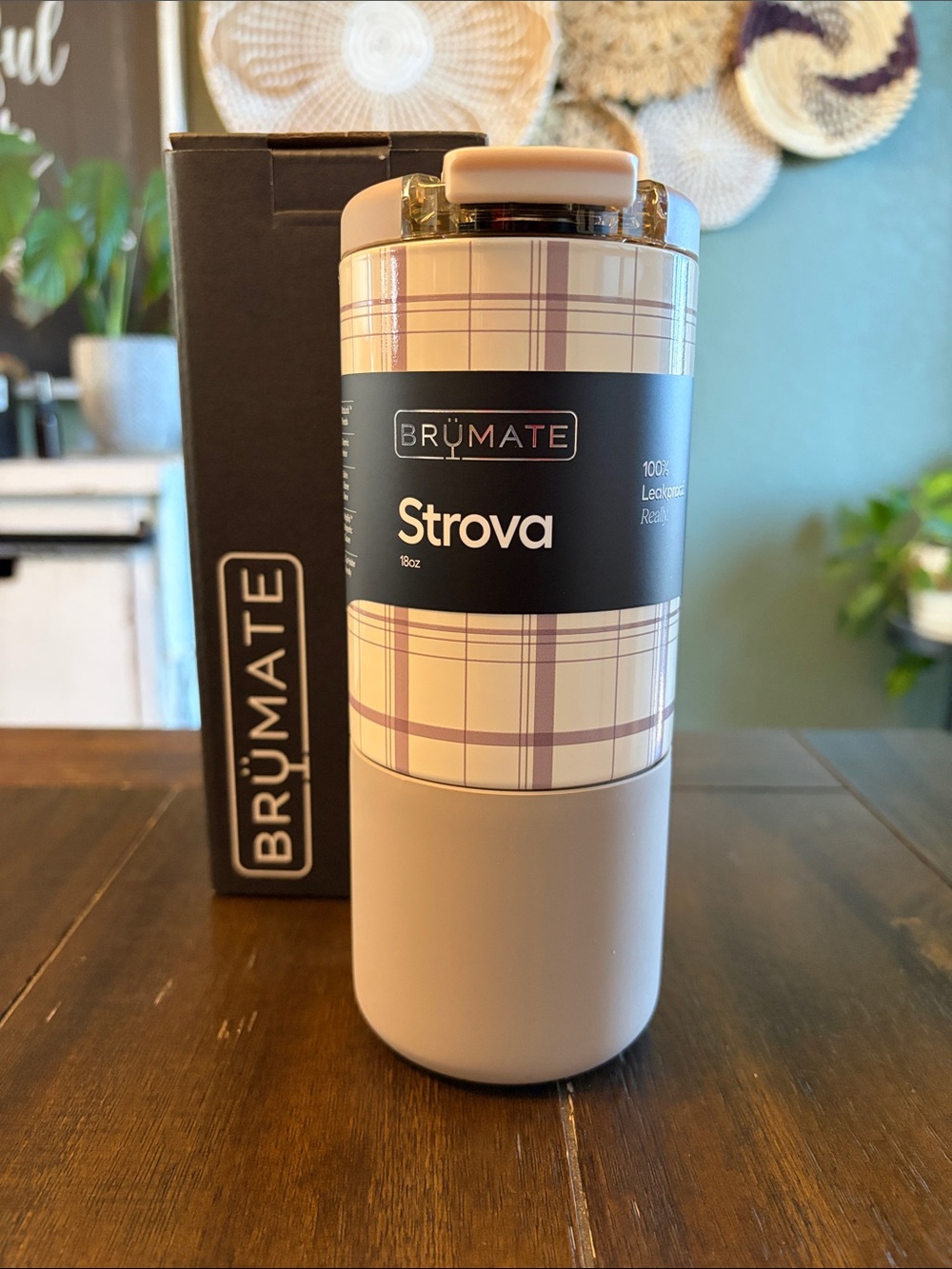 BrüMate Strova 18oz in Oxford plaid! New! Limited Edition!